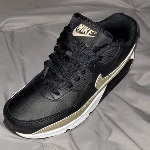 Nike Air Max 90 size 5y Black and Gold
